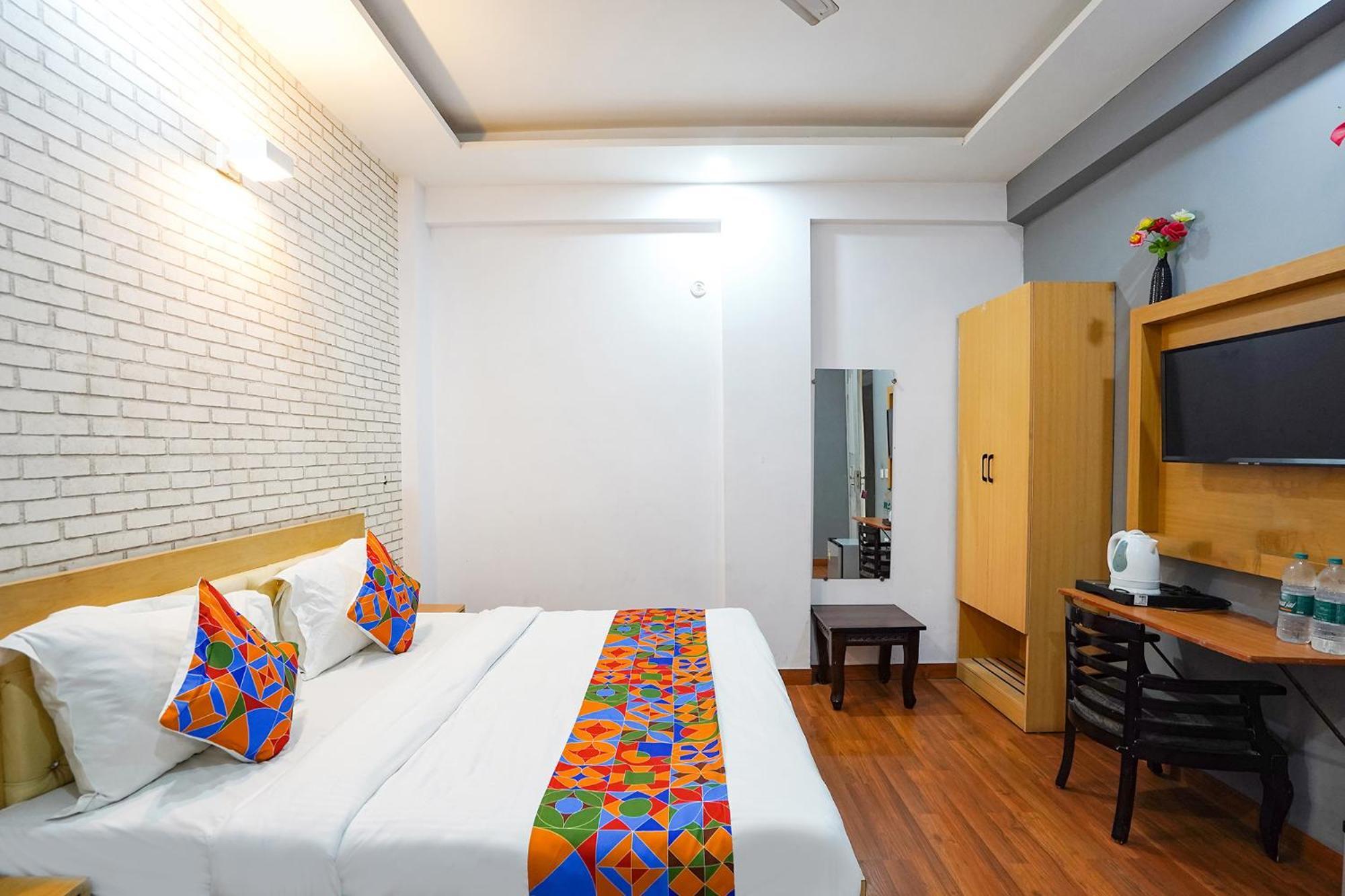 Fabhotel Prime Culture Noida Zewnętrze zdjęcie